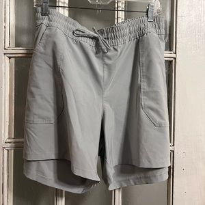 Gray Columbia shorts, 3X